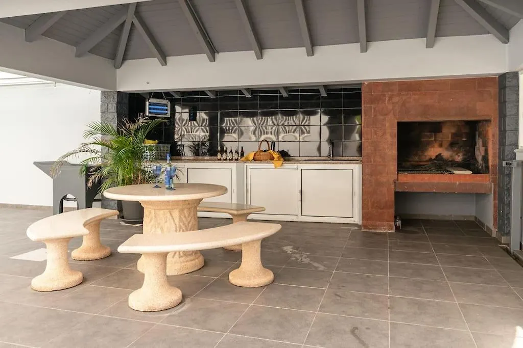 Villa Salinas - Relax In The Paradise Surronded By Nature And Heated Swimpool Paul do Mar  Portugal